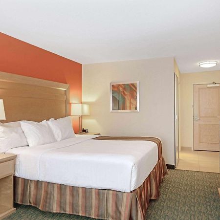 La Quinta By Wyndham Grand Forks Hotel Eksteriør billede