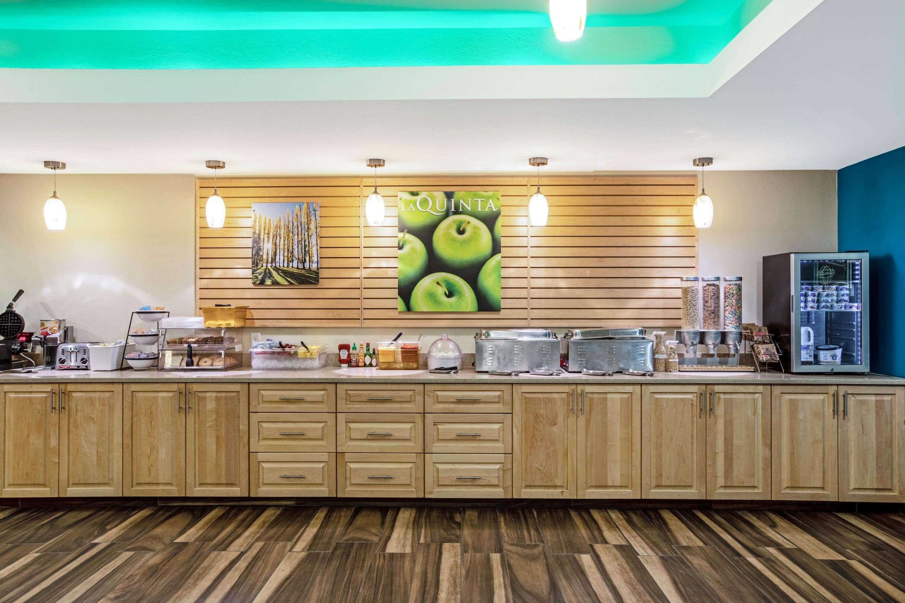 La Quinta By Wyndham Grand Forks Hotel Eksteriør billede