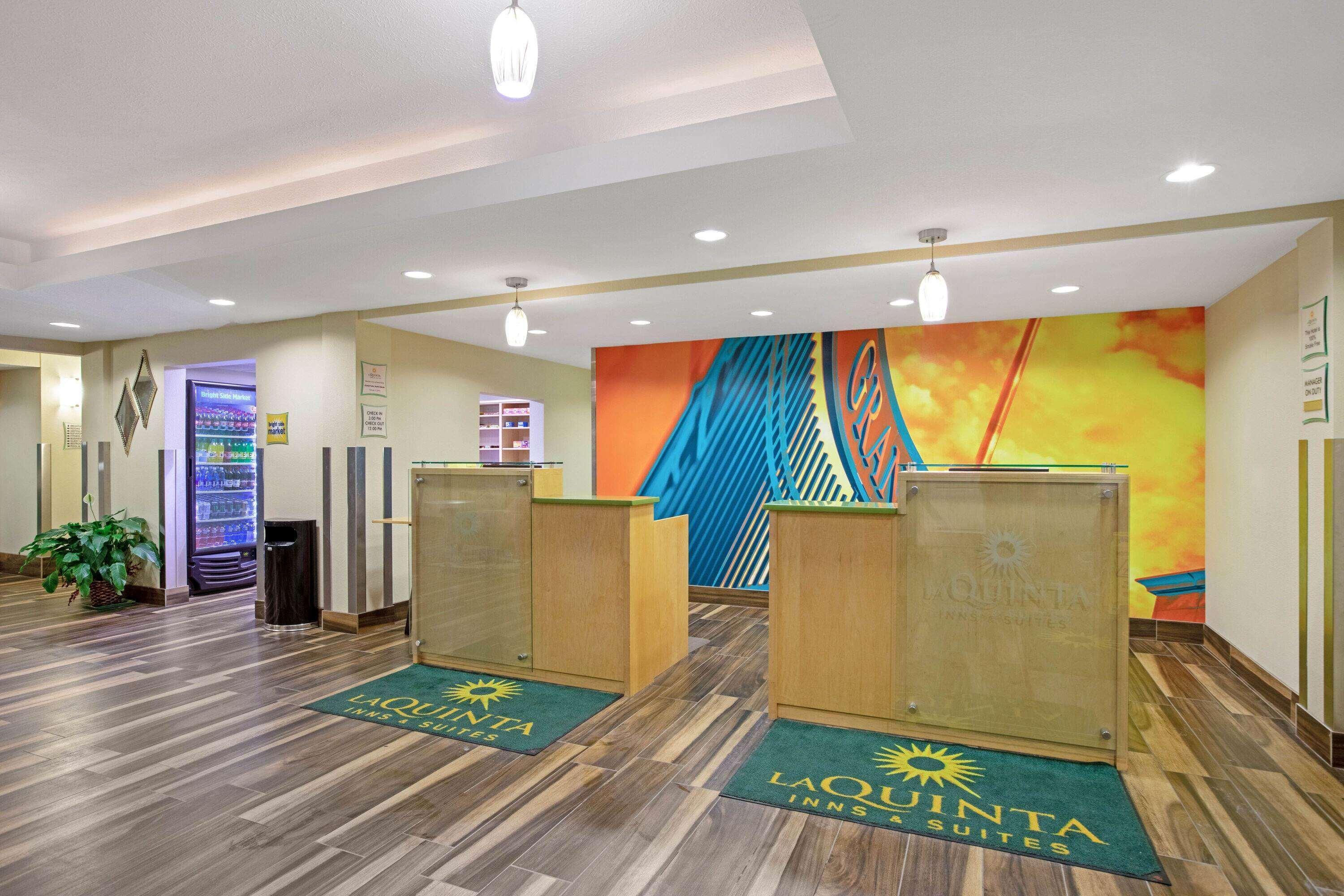 La Quinta By Wyndham Grand Forks Hotel Eksteriør billede